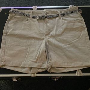 Riders by Lee mid rise with belt